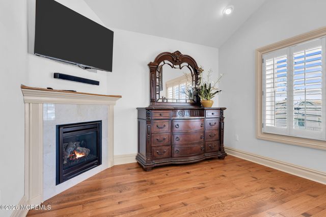 56 J Street, Seaside Park, NJ 08752