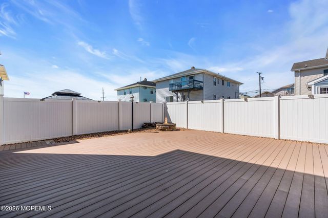 56 J Street, Seaside Park, NJ 08752