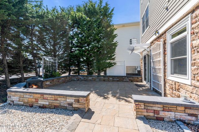 56 J Street, Seaside Park, NJ 08752