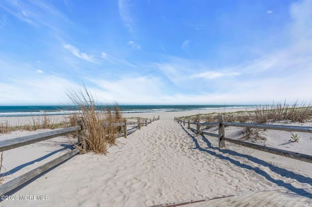 56 J Street, Seaside Park, NJ 08752