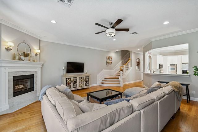 610 SAXONY BOULEVARD, St Petersburg, FL 33716