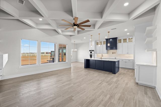 13405 E County Rd 110, Midland, TX 79706