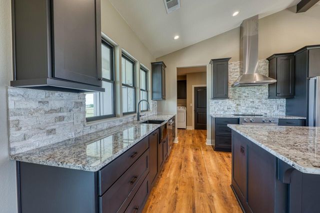 187 Lila LN, Bertram, TX 78605