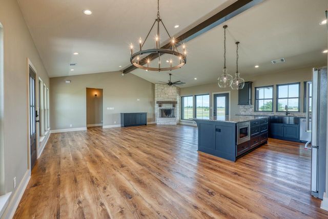 187 Lila LN, Bertram, TX 78605