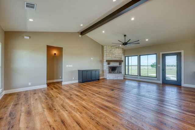 187 Lila LN, Bertram, TX 78605