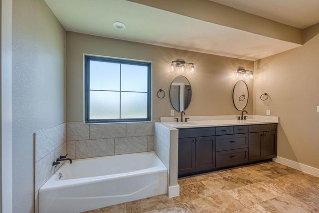 187 Lila LN, Bertram, TX 78605