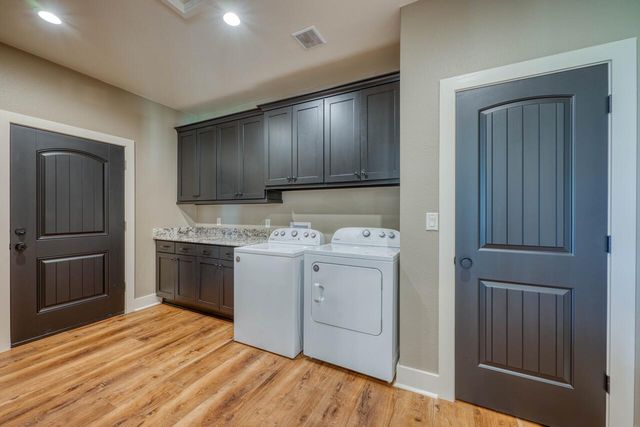 187 Lila LN, Bertram, TX 78605