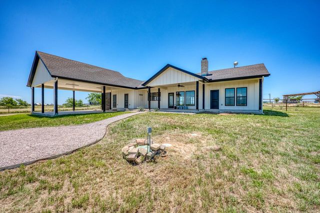 187 Lila LN, Bertram, TX 78605