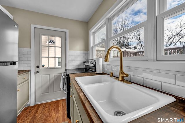 9 North Beach Drive, New Fairfield, CT 06812