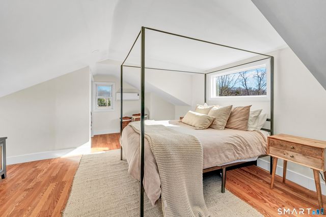 9 North Beach Drive, New Fairfield, CT 06812