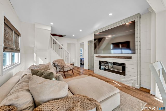 9 North Beach Drive, New Fairfield, CT 06812