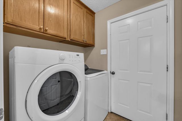 822 Crested Butte Drive, Hewitt, TX 76643