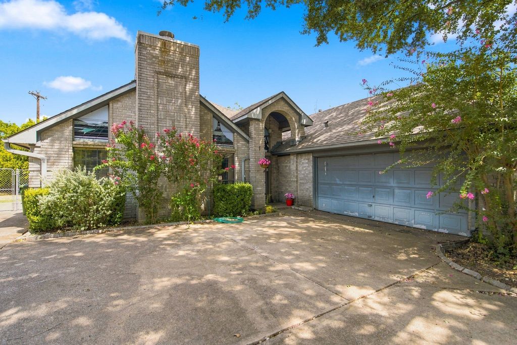 1100 Coker Drive, Flower Mound, TX 75028 — exterior