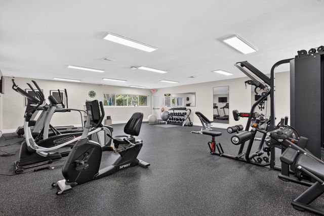 801 S Federal Highway 1103, Pompano Beach, FL 33062