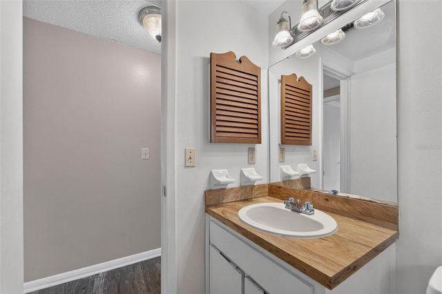 3414 KING GEORGE LANE, Seffner, FL 33584
