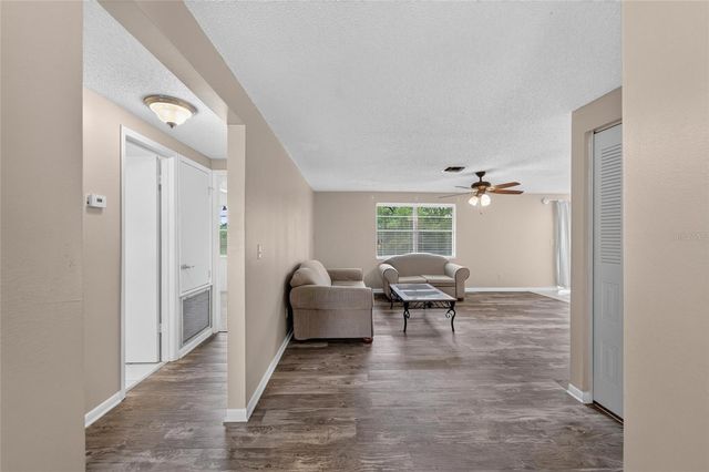 3414 KING GEORGE LANE, Seffner, FL 33584