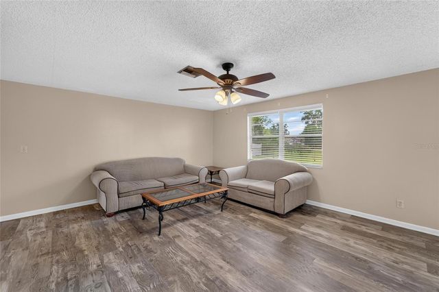 3414 KING GEORGE LANE, Seffner, FL 33584