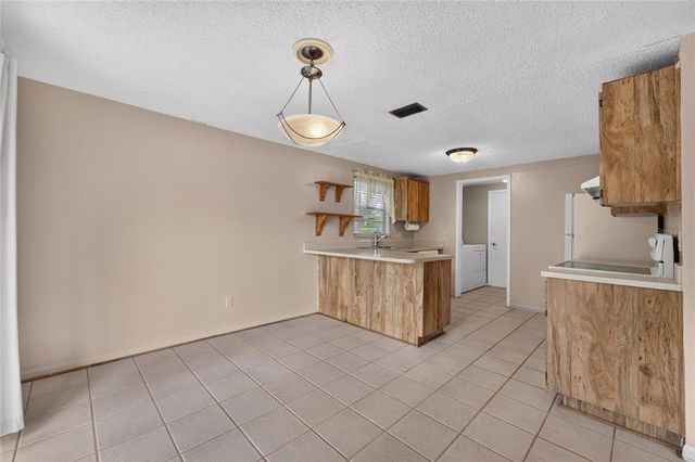 3414 KING GEORGE LANE, Seffner, FL 33584