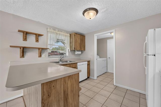 3414 KING GEORGE LANE, Seffner, FL 33584