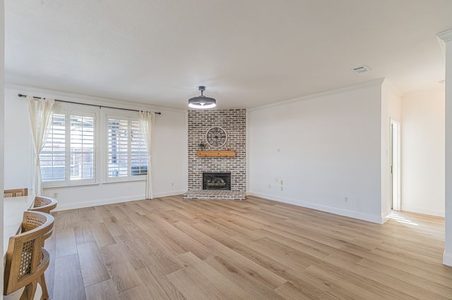 12392 Hawk Creek Drive, Frisco, TX 75033