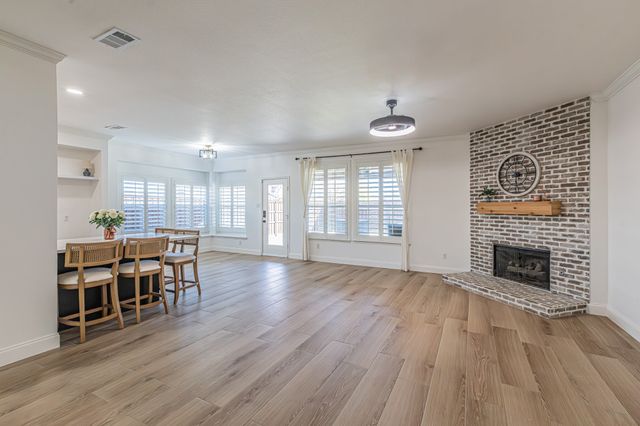 12392 Hawk Creek Drive, Frisco, TX 75033