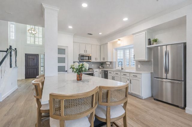 12392 Hawk Creek Drive, Frisco, TX 75033