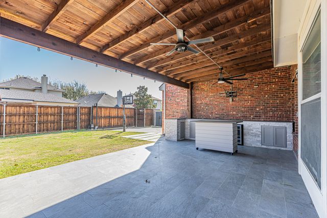 12392 Hawk Creek Drive, Frisco, TX 75033