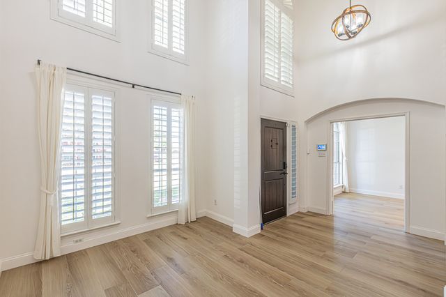 12392 Hawk Creek Drive, Frisco, TX 75033