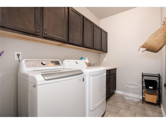 25551 E Indore Dr, Aurora, CO 80016