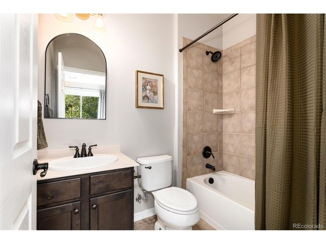 25551 E Indore Dr, Aurora, CO 80016