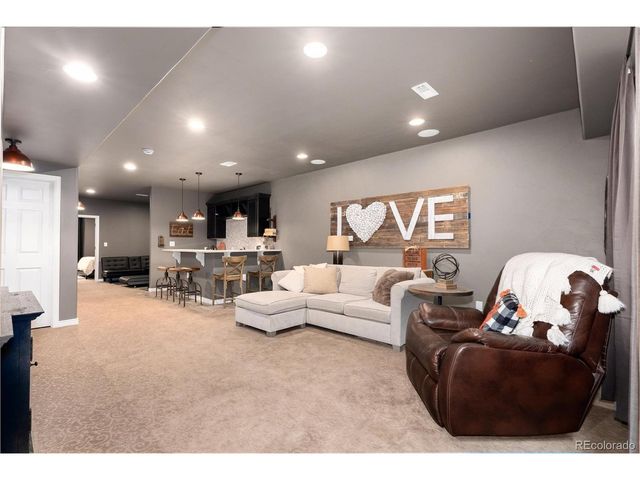 25551 E Indore Dr, Aurora, CO 80016