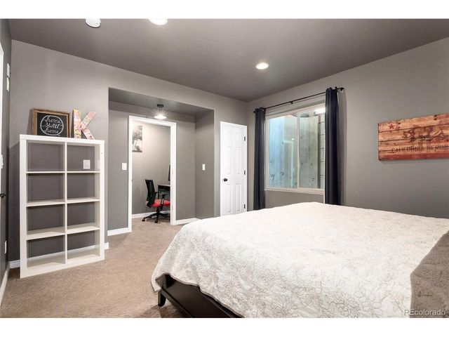 25551 E Indore Dr, Aurora, CO 80016