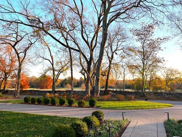 115 Page Rd, Nashville, TN 37205