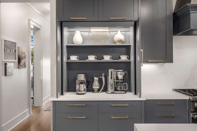 115 Page Rd, Nashville, TN 37205