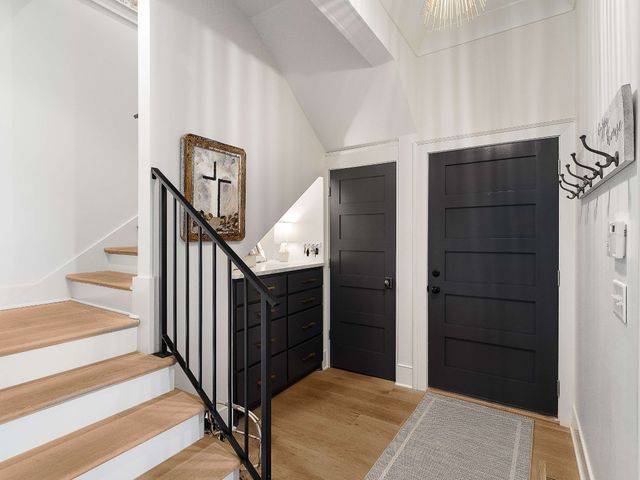 115 Page Rd, Nashville, TN 37205