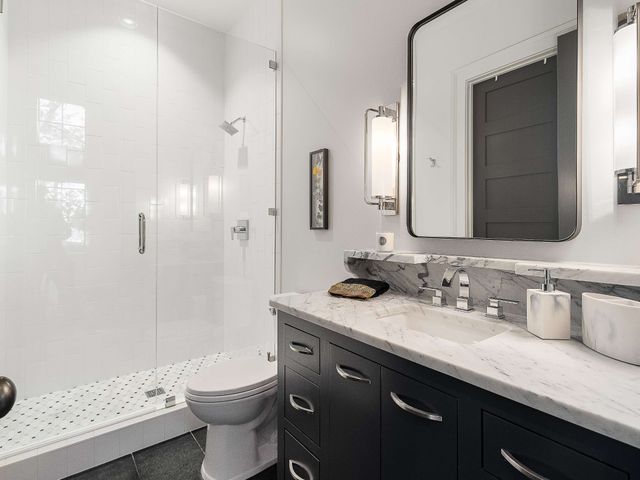 115 Page Rd, Nashville, TN 37205