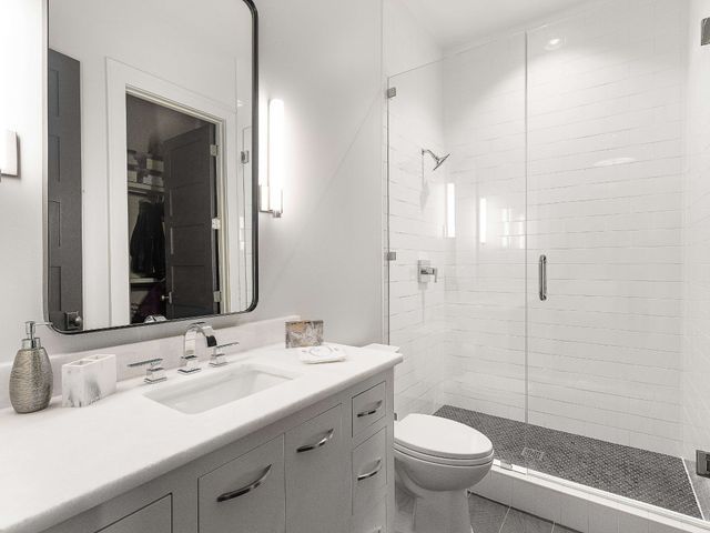 115 Page Rd, Nashville, TN 37205