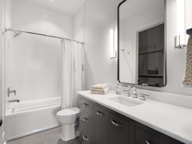 115 Page Rd, Nashville, TN 37205