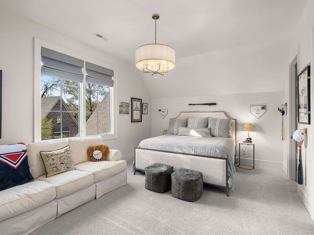 115 Page Rd, Nashville, TN 37205