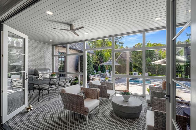 115 Page Rd, Nashville, TN 37205