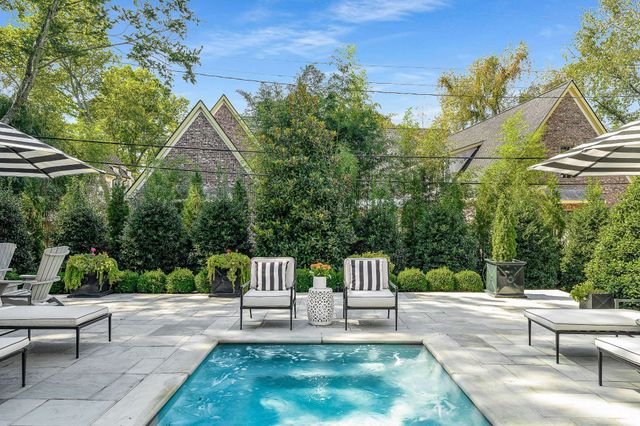 115 Page Rd, Nashville, TN 37205