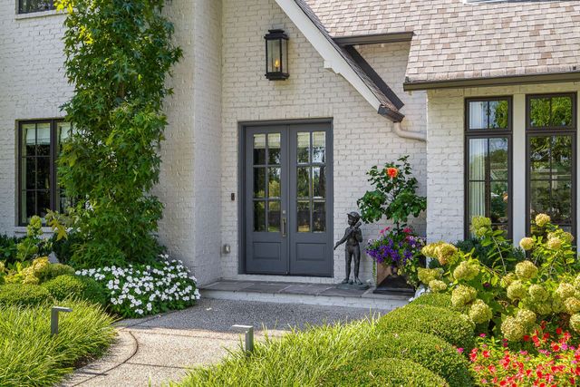 115 Page Rd, Nashville, TN 37205