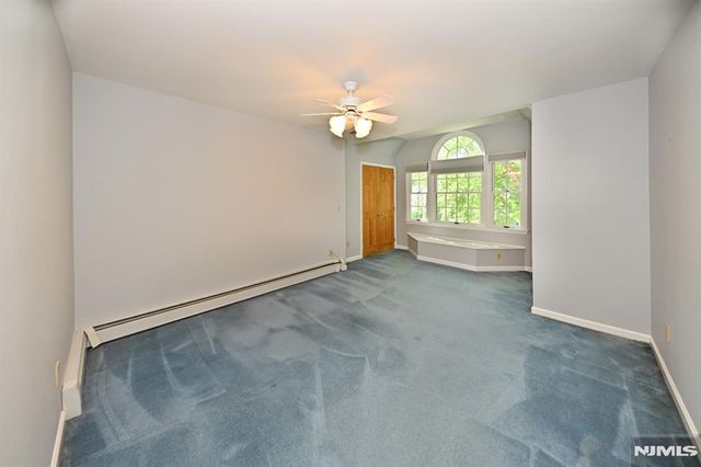 50 Midland Avenue, Wyckoff, NJ 07481