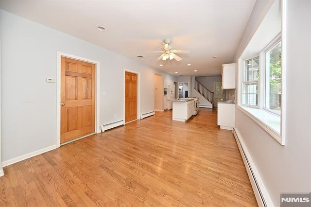 50 Midland Avenue, Wyckoff, NJ 07481