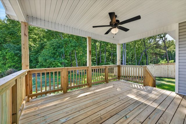 325 Tisha Ct, Clarksville, TN 37042