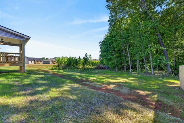 325 Tisha Ct, Clarksville, TN 37042