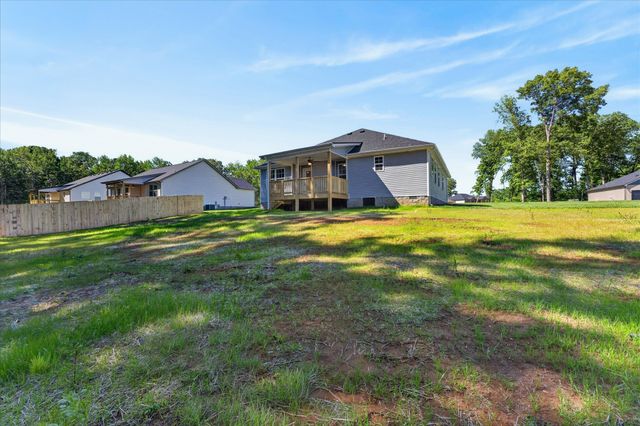 325 Tisha Ct, Clarksville, TN 37042