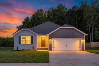325 Tisha Ct, Clarksville, TN 37042