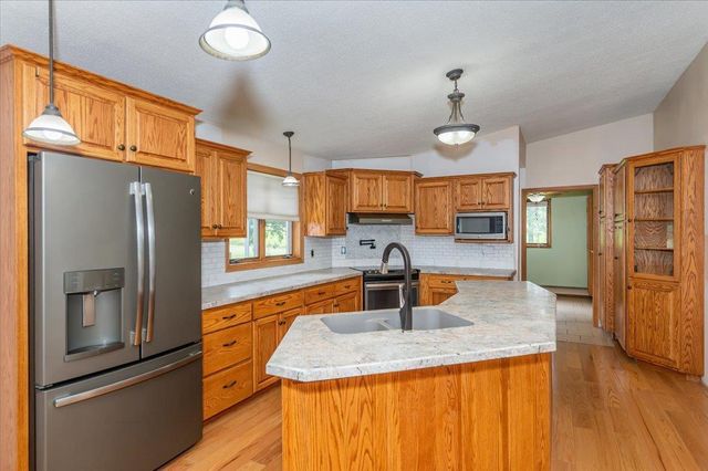 5426 S Darrow Rd, Superior, WI 54880