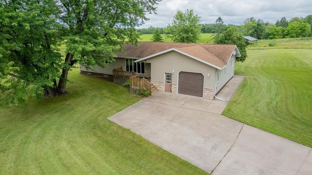5426 S Darrow Rd, Superior, WI 54880